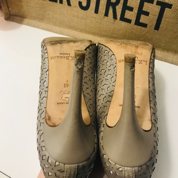 L.K. Bennett almond rounded toe pumps - Picture 5 of 6